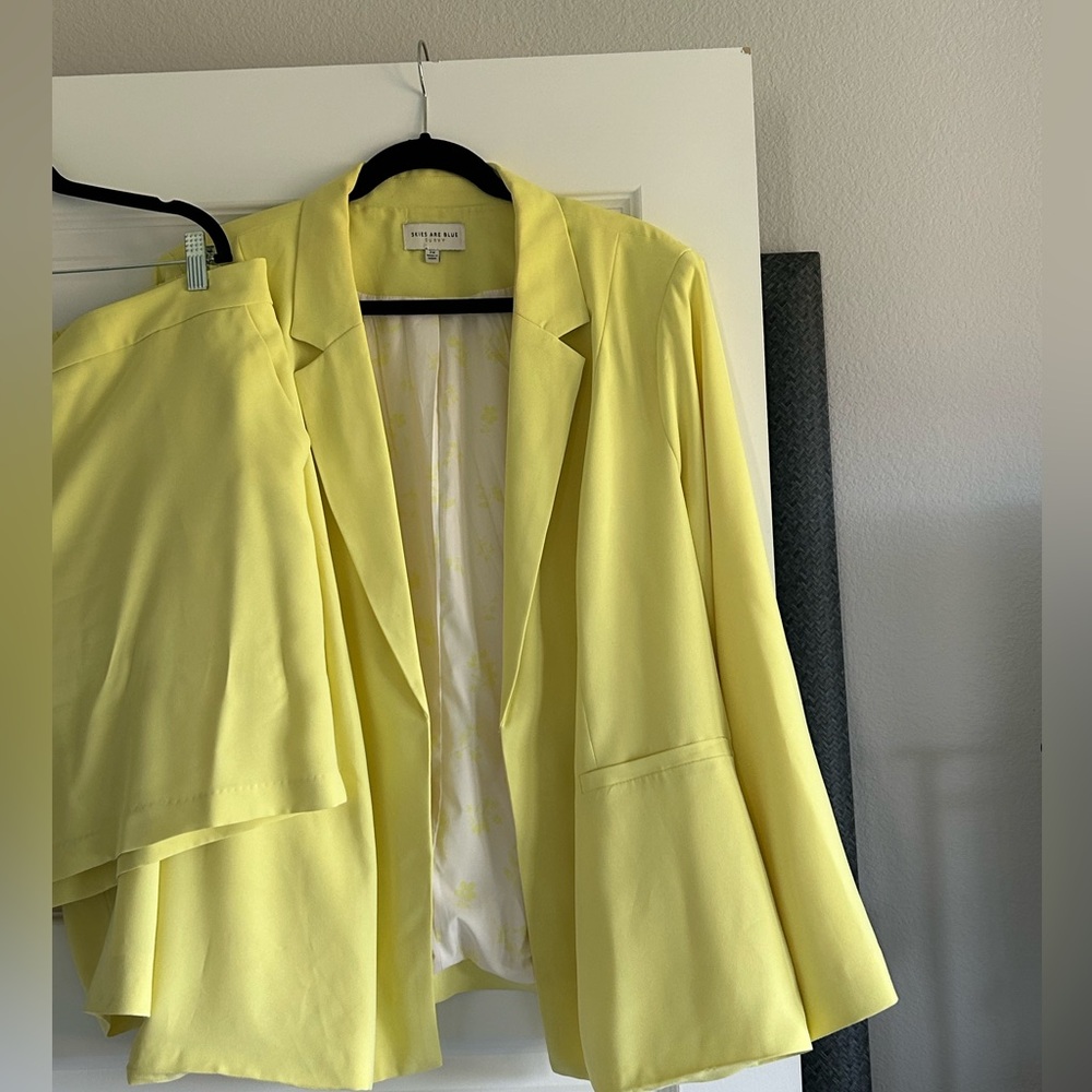 She and Sky Yellow Blazer Dress Set